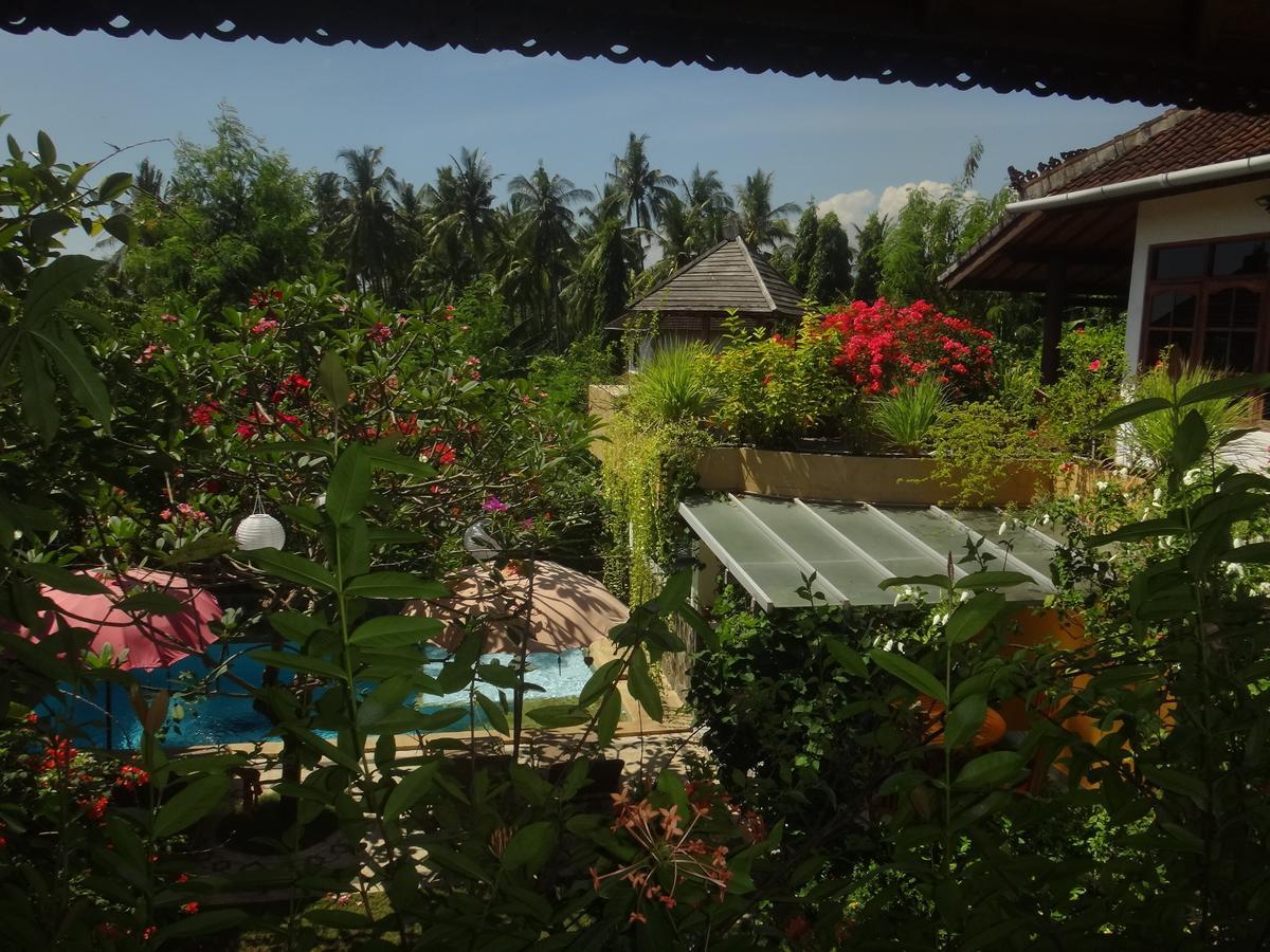 Villa Lumbalumba 러비나 외부 사진