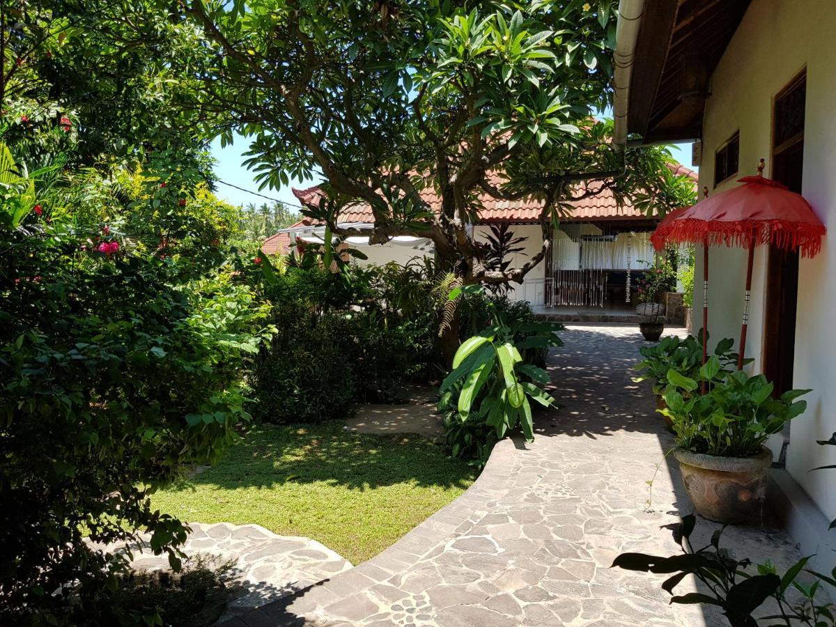 Villa Lumbalumba 러비나 외부 사진